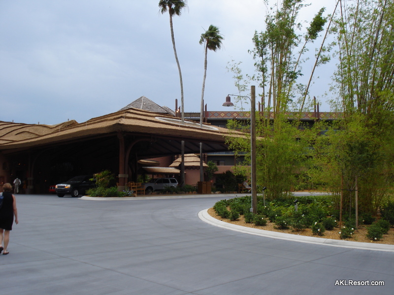 Kidani Porte Cochere